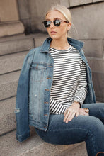 Load image into Gallery viewer, FALSE