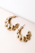Load image into Gallery viewer, Giada Puff Earrings
