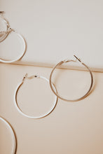 Load image into Gallery viewer, For a Hoop Earrings Set in Silver
